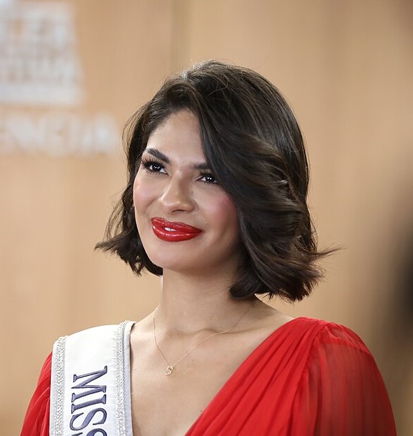 Sheynnis Palacios Makes History As First Nicaraguan Miss Universe