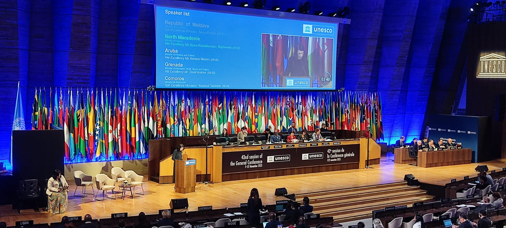 Life cover image