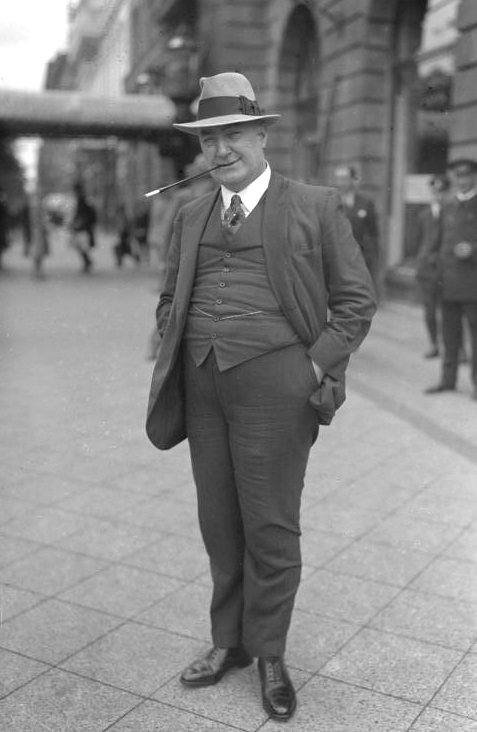 First Broadcast from Glasgow by Edgar Wallace