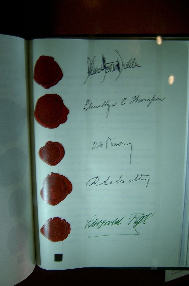 Re-establishing Austria's sovereignty with the State Treaty signing.