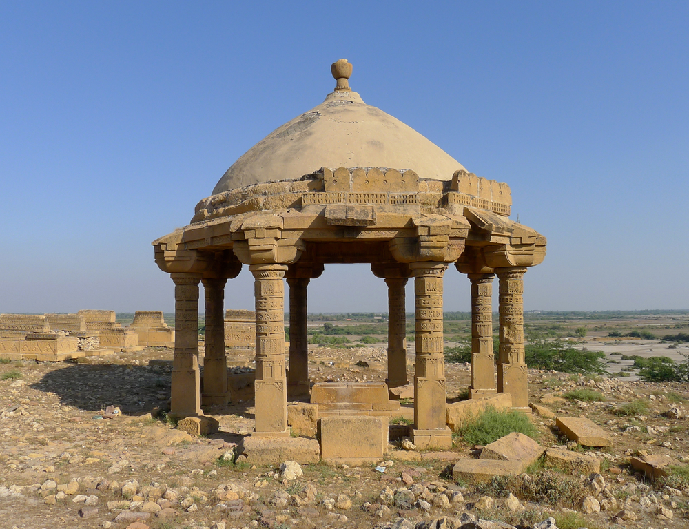 Makli Necropolis: UNESCO Heritage Site Near Thatta, Sindh