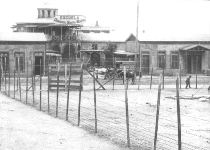 Suppression of worker's rights movement at Escuela Santa María de Iquique