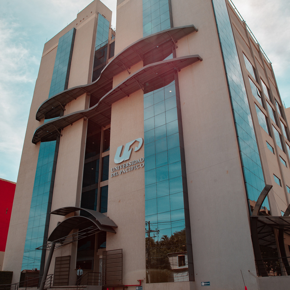 Founding of the Universidad del Pacífico