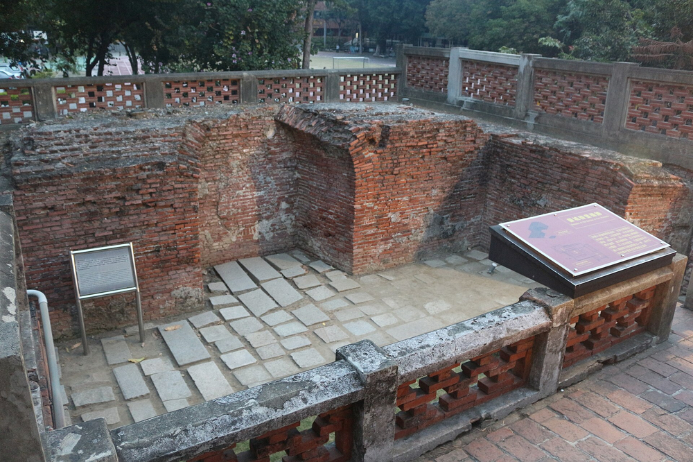Fort Provintia Surrenders to Zheng's Forces