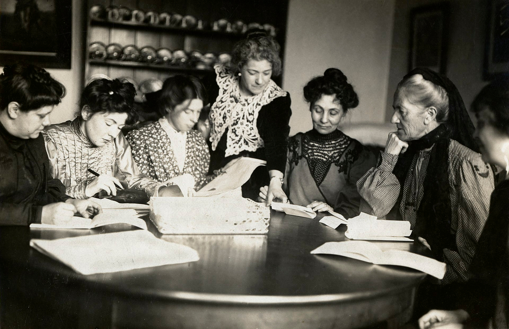 Emmeline Pankhurst founds Women's Social and Political Union, pivotal for suffragettes.