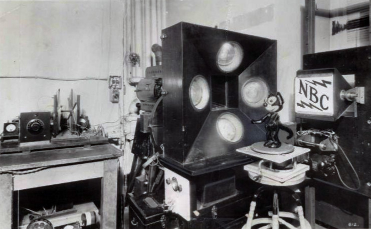 BBC starts broadcasting TV to the public for the first time in history.