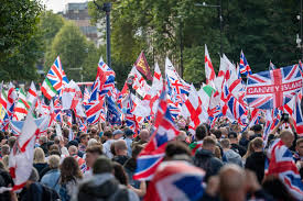 Large "Unite the Kingdom" rally led by Tommy Robinson