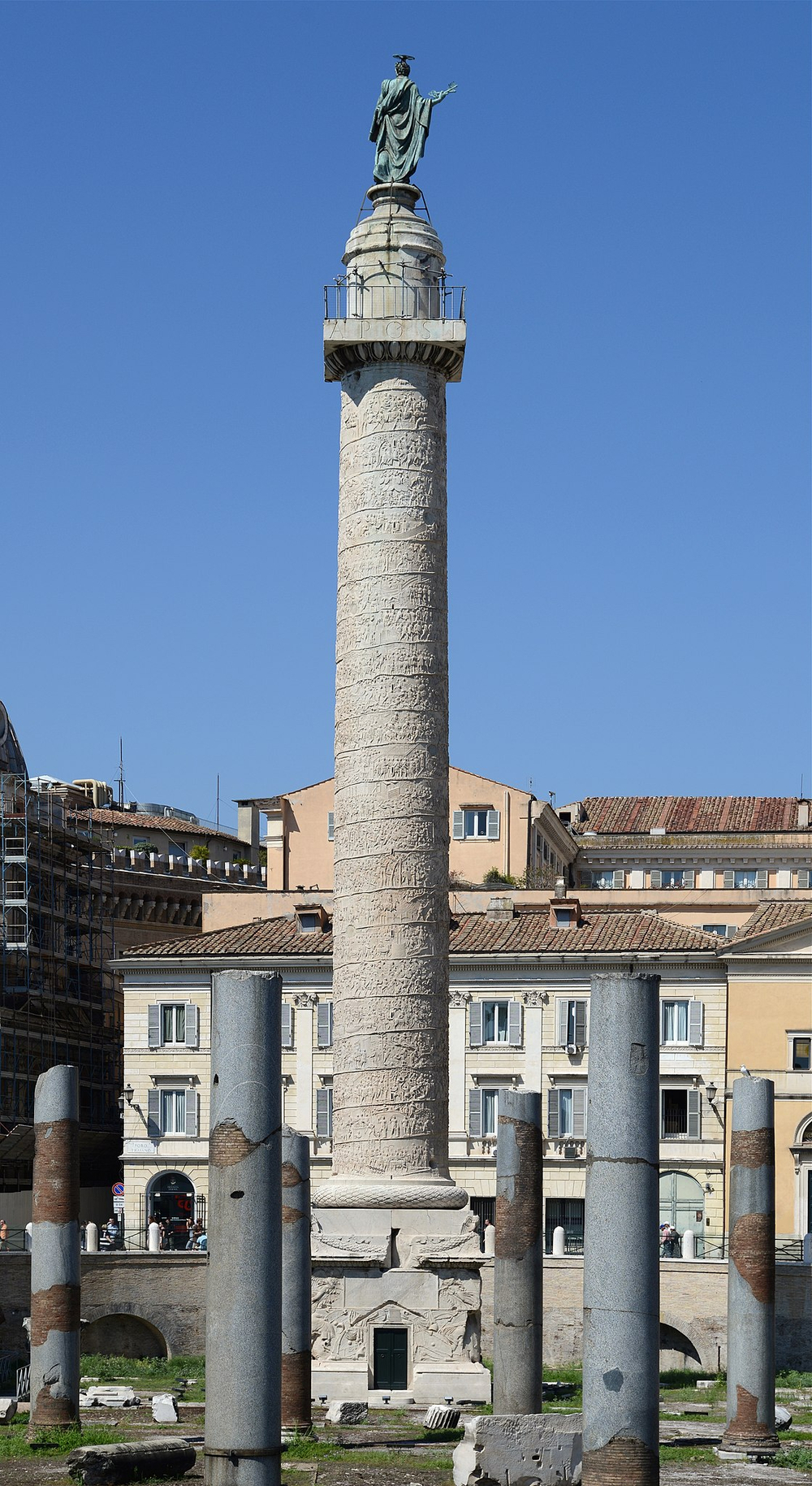 Emperor Trajan initiates construction of iconic Rome monument to celebrate military victories.