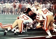 Super Bowl XVI: San Francisco 49ers defeated Cincinnati Bengals 26–21 at Pontiac Silverdome in Pontiac, Michigan.