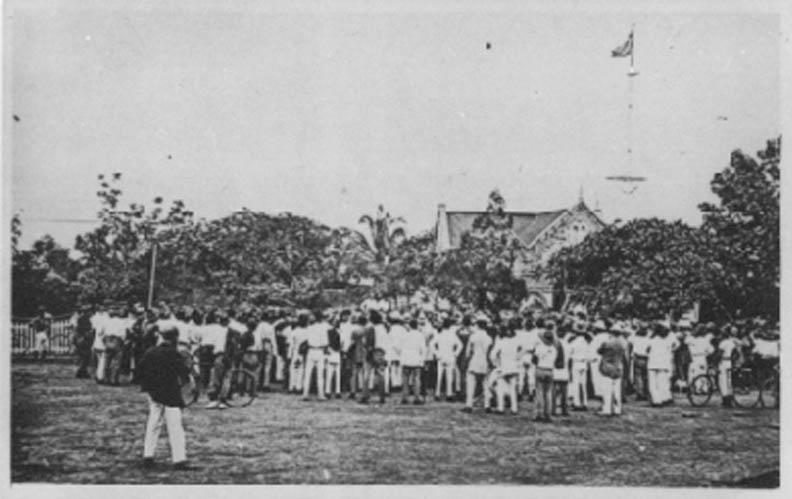 Darwin Rebellion: Demonstrators Demand Gilruth's Resignation