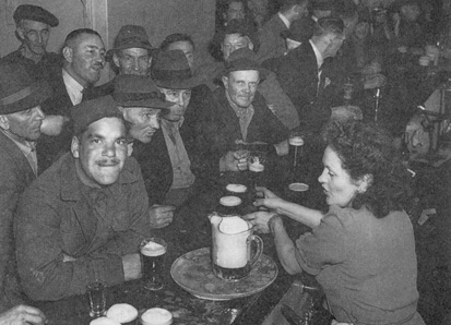 Beginning of the "Six O'Clock Swill".