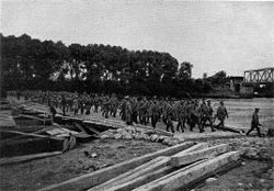 German Forces Capture Warsaw in Key Offensive During World War I.