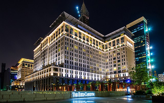 Dubai Financial Centre {DIFC} Establishment.