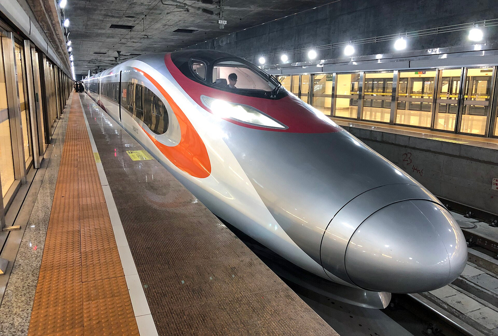 High Speed Bullet Train Boosts Hong Kong and China Connectivity
