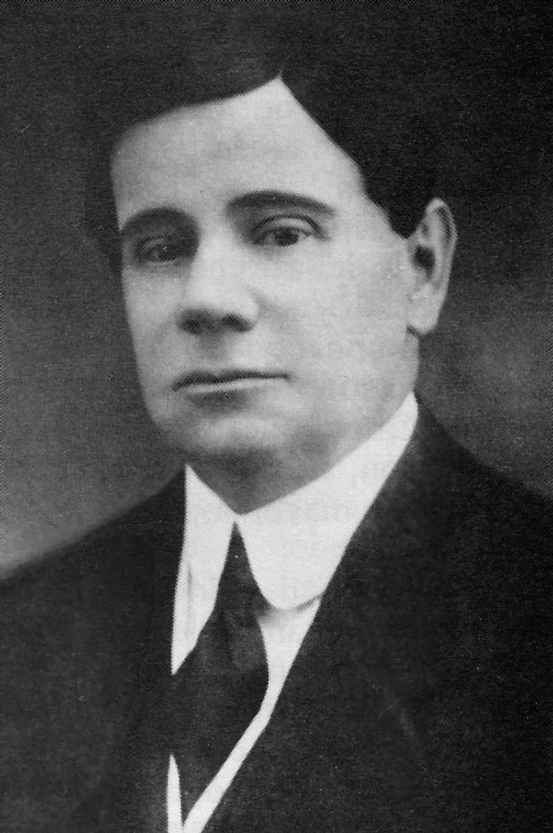 General Federico Tinoco Granados' Rule Begins