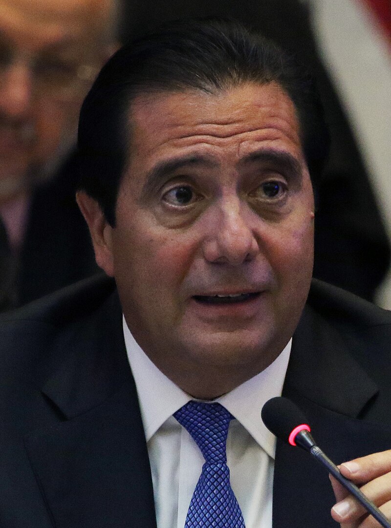Martín Torrijos, served 4 years, 10 months with DRP.