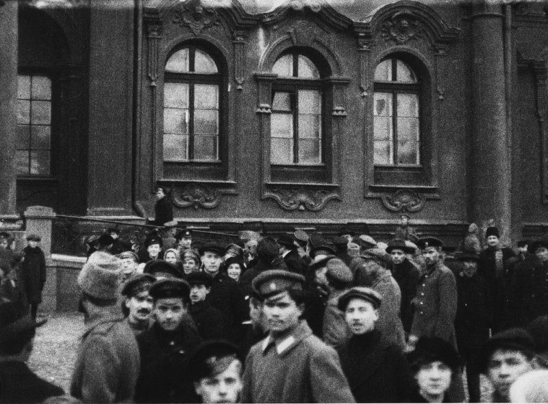 Bolsheviks Overthrow Provisional Government
