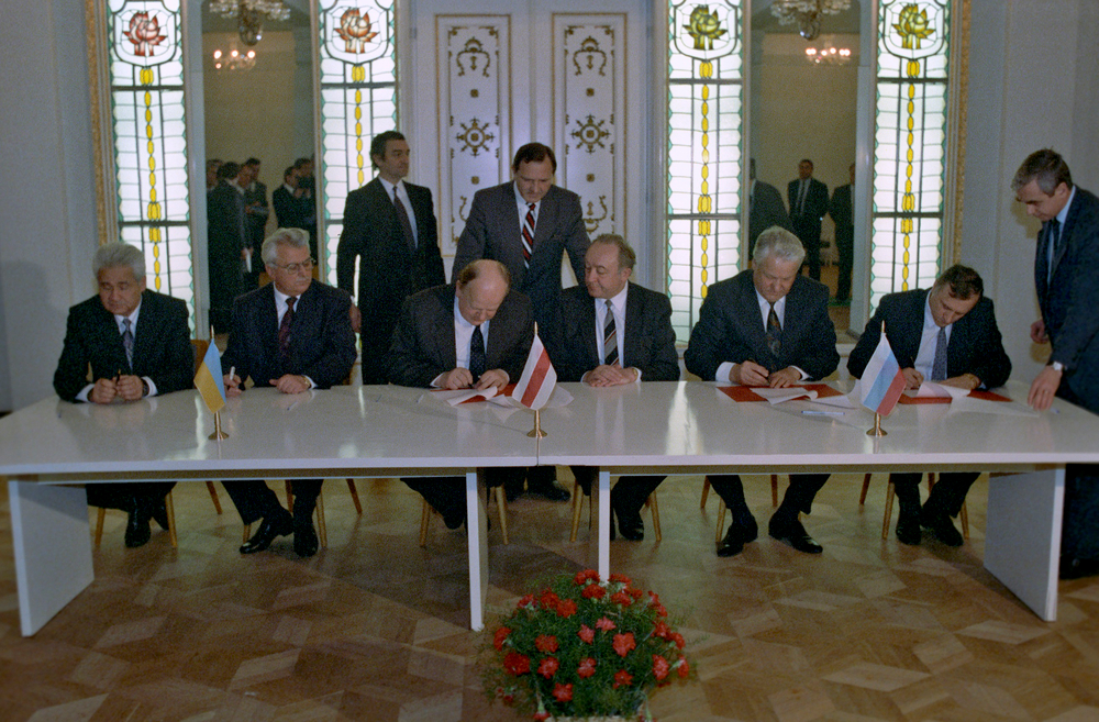 Gorbachev Announces USSR Dissolution into Republics