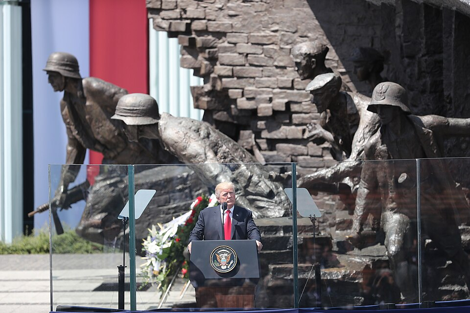 Trump Urges Russia to Cease Support for Hostile Regimes