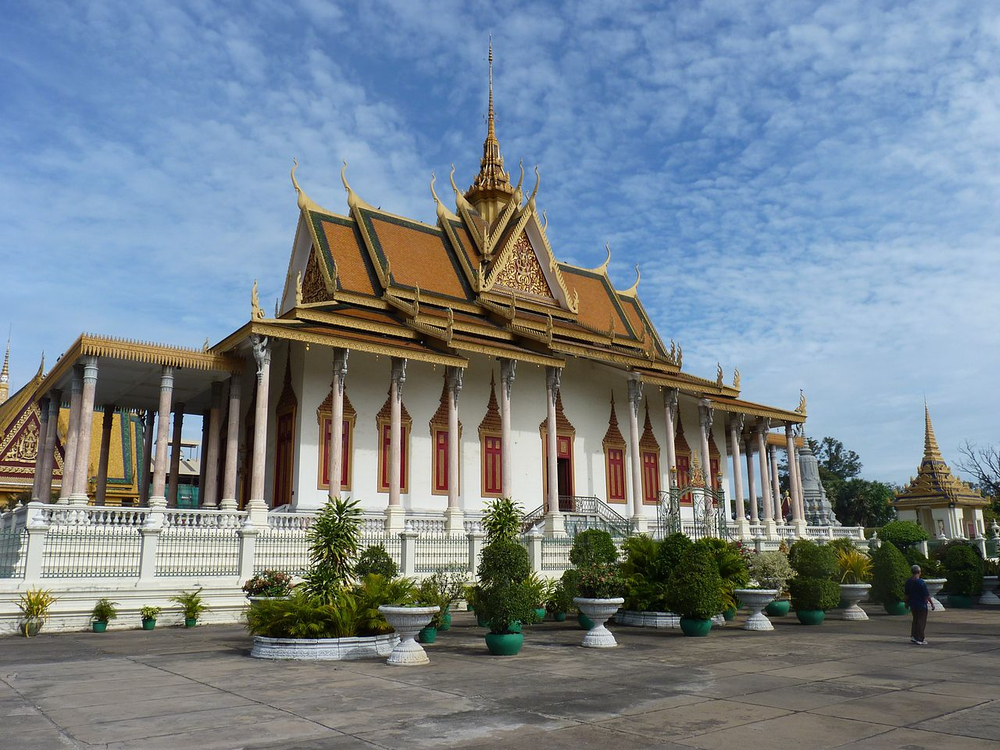 Building the Silver Pagoda in Phnom Penh