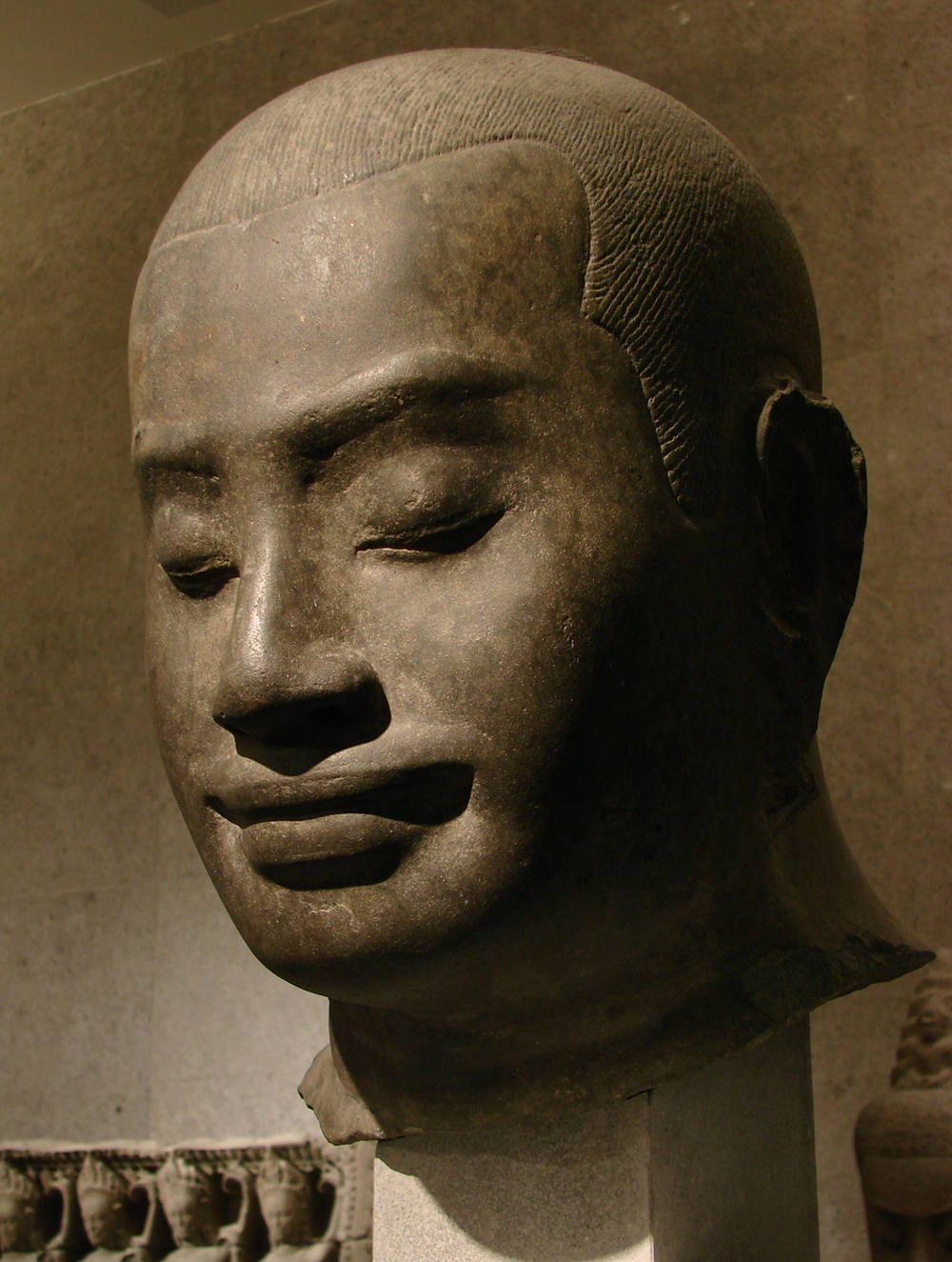 Jayavarman II: Proclamation of Universal Monarchy and Khmer Empire