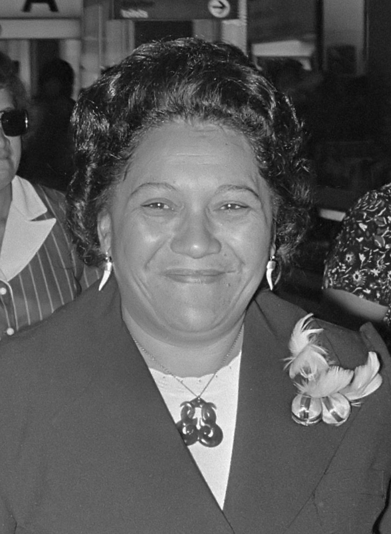 Te Atairangi Kaahu Becomes First Māori Queen