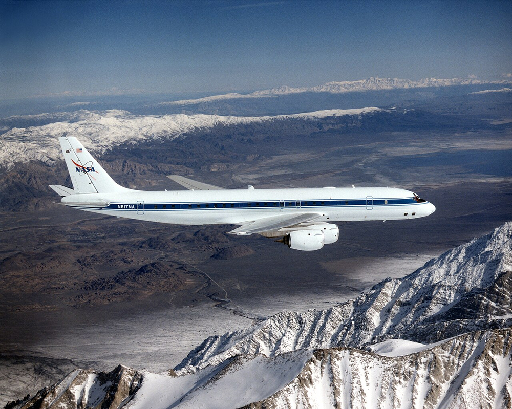 Air New Zealand launches Douglas DC-8 jets for international flights.