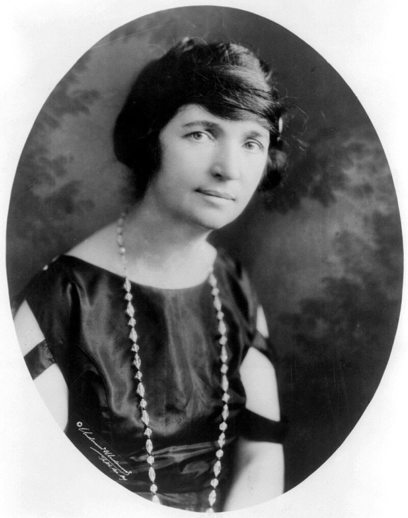 Margaret Sanger Lectures the KKK on Birth Control