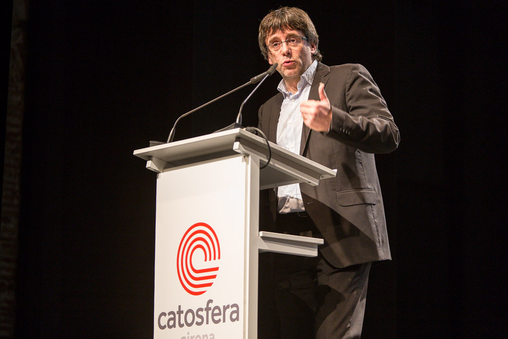 Carles Puigdemont seeks refuge in order to avoid arrest following Catalonia's independence proclamation.