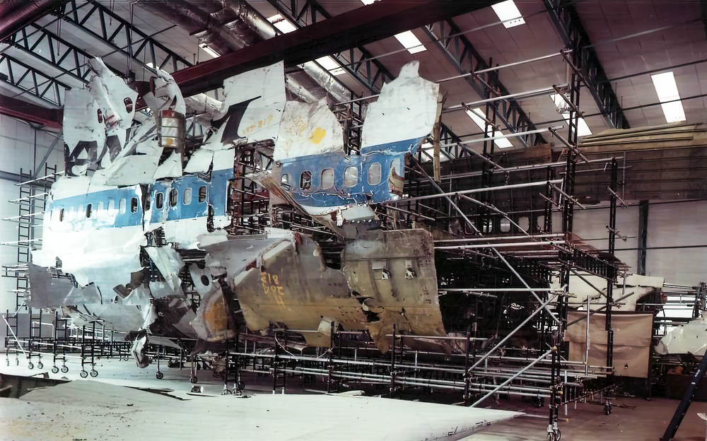 Government accepts responsibility for Lockerbie bombing, agrees to compensate victims' families