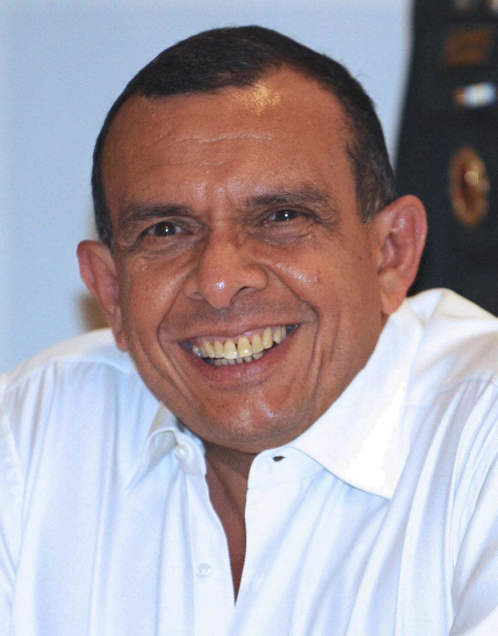 Porfirio "Pepe" Lobo Sosa of the conservative National Party wins presidential election.