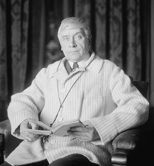 Maurice Maeterlinck: Beloved Belgian playwright, poet, and Nobel laureate for imaginative, emotionally resonant works.
