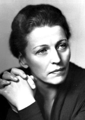 Pearl Buck's Nobel Prize-Winning Portrayal of Chinese Peasant Life and Cross-Cultural Understanding.