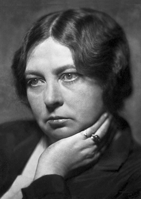 Sigrid Undset's Nobel Prize-Winning Depiction of Medieval Life: "Kristin Lavransdatter" and Historical Fiction
