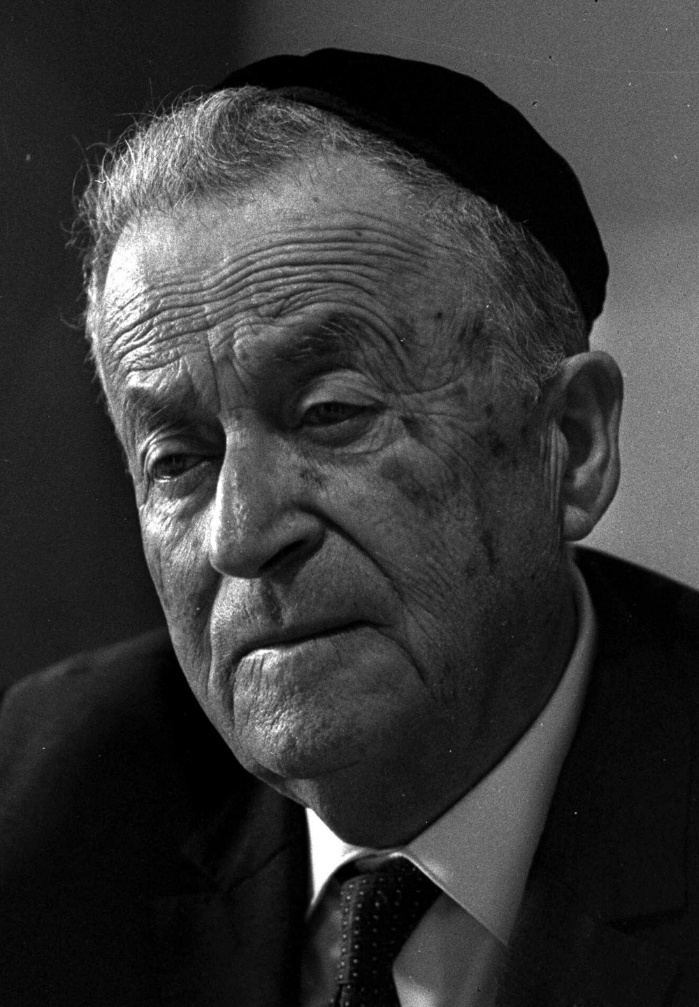 Nobel Prize honors Agnon and Sachs for Jewish literary contributions.