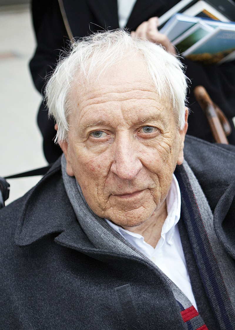 Swedish poet Tomas Tranströmer wins Nobel Prize, recognized for impactful, concise writing style.