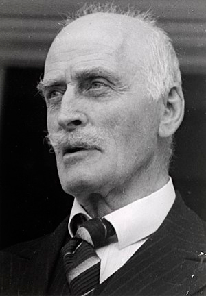 Nobel Prize-winner Knut Hamsun's "Growth of the Soil" praised for its rural reflections on humanity.