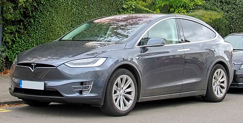 Tesla launches the Model X SUV