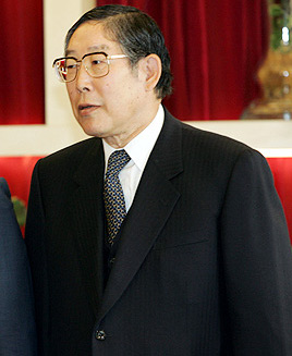 Hiroshi Okuda Succeeds Tatsuro Toyoda as President