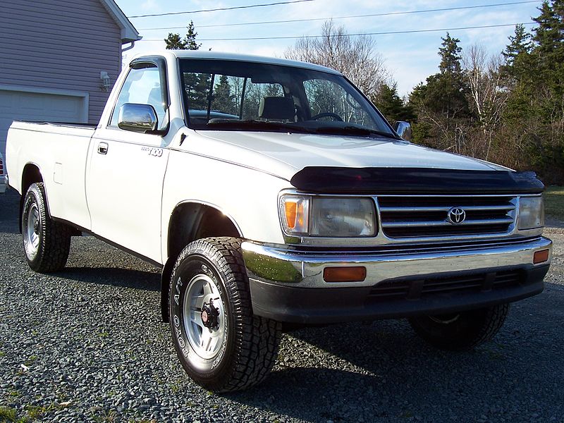Toyota Enters Full-Size Pickup Market with T100