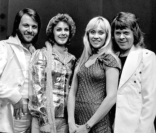 ABBA's Post-Eurovision Struggle: Remixed "Ring Ring" Disappoints UK Charts.