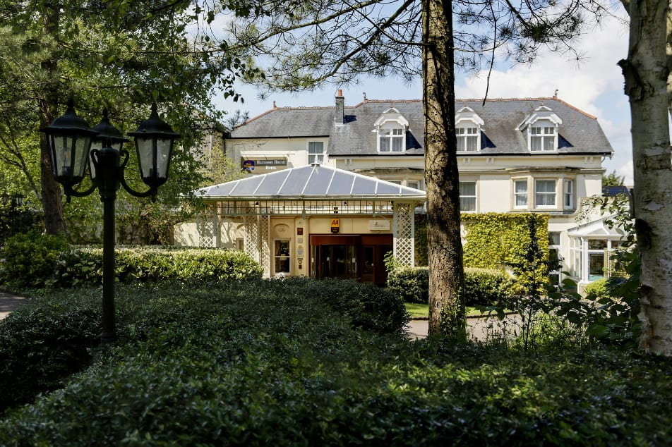 Blunsdon House Hotel Starting Year