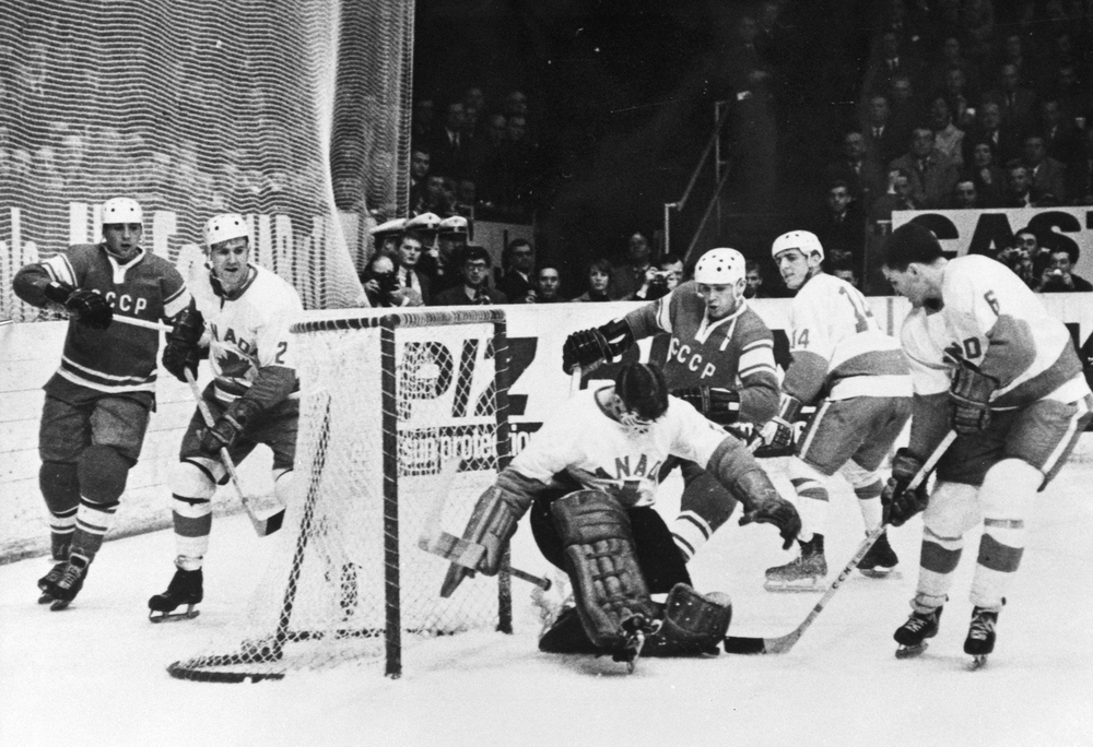 Soviet Union claims gold, Sweden silver, Canada bronze at Vienna tournament hosted by Austria.