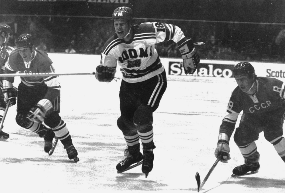 Czechoslovakia, Soviet Union, and Sweden win medals in Prague championships.