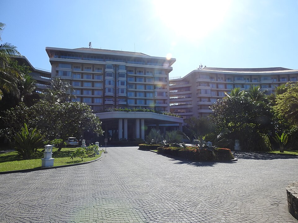Luxury Stay at Taj Samudra Colombo