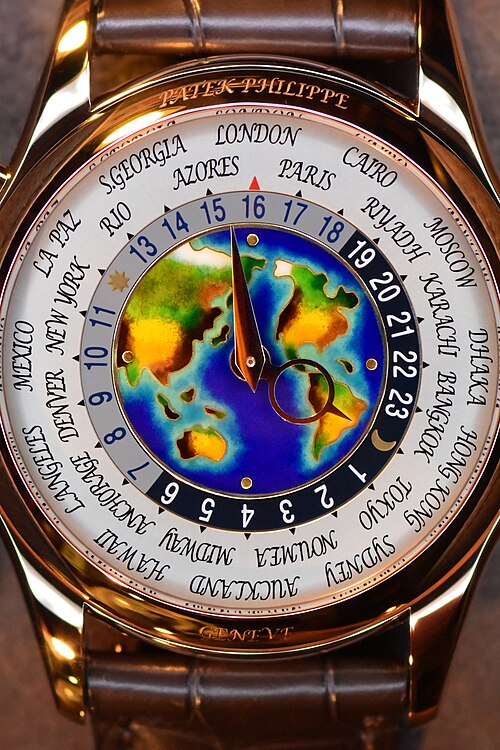 Patek Philippe 5131R-011 World Time wristwatch