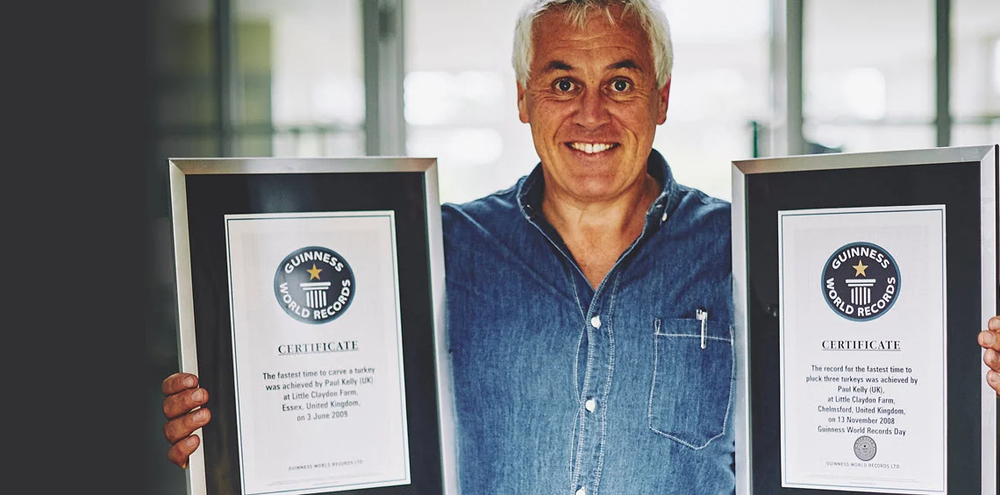 Paul Kelly Sets Guinness World Record for Turkey Carving
