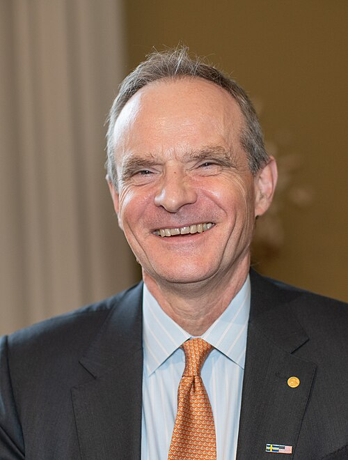 Simon Johnson becomes IMF Chief Economist