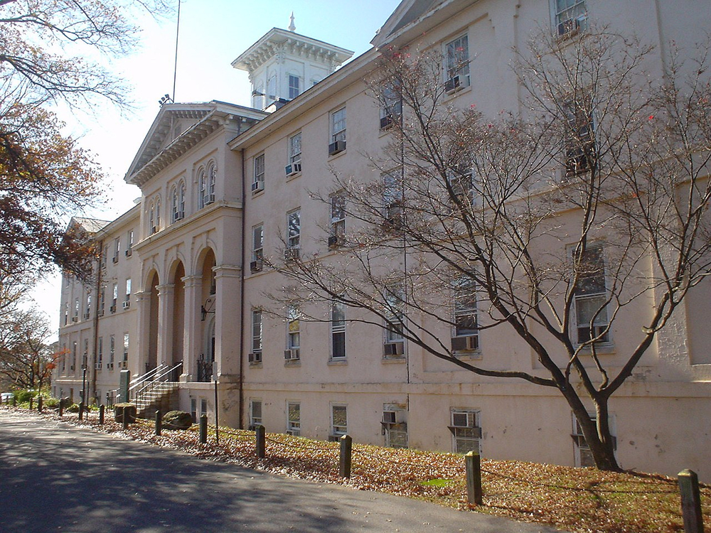 King begins his studies at Crozer Theological Seminary in Chester, Pennsylvania.