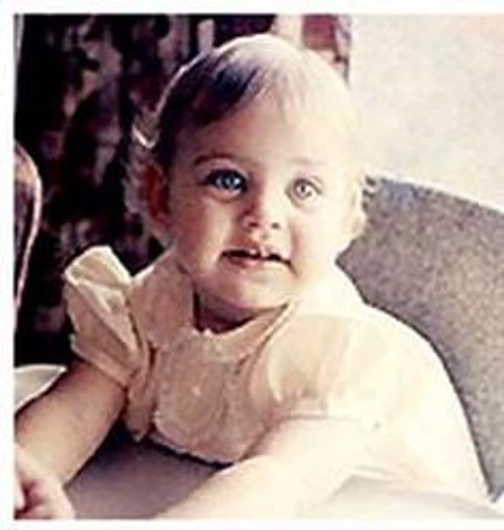 Ellen DeGeneres is born in Metairie, Louisiana.